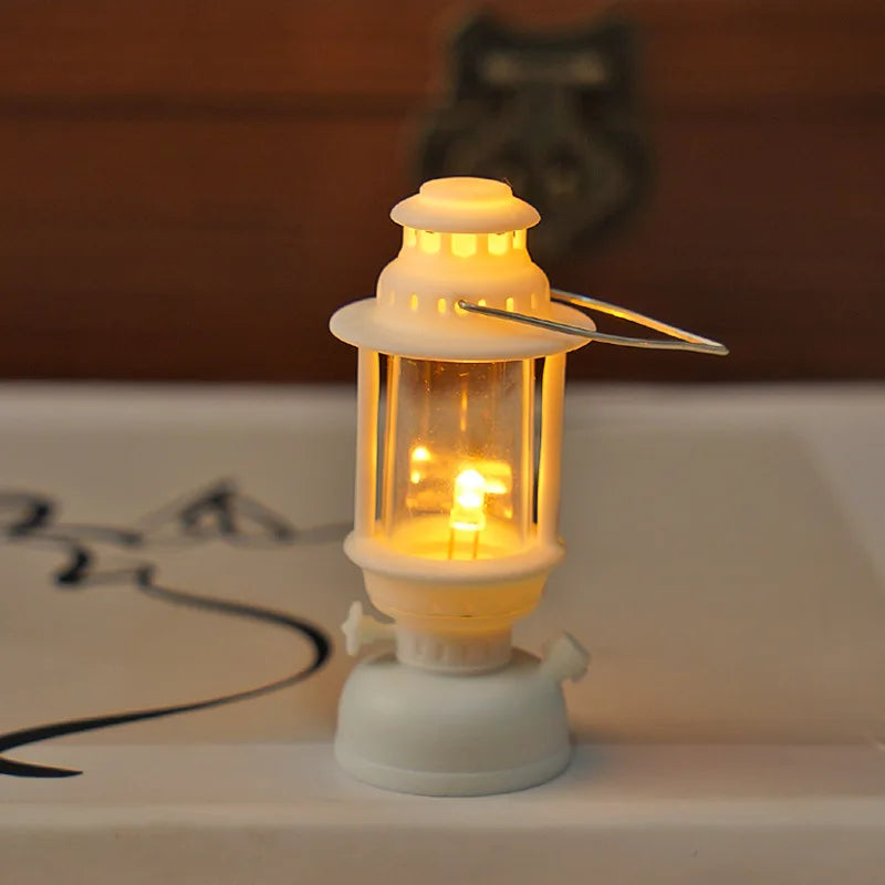 Miniature LED Retro Lantern
