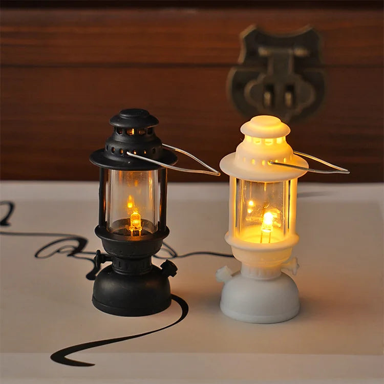 Miniature LED Retro Lantern