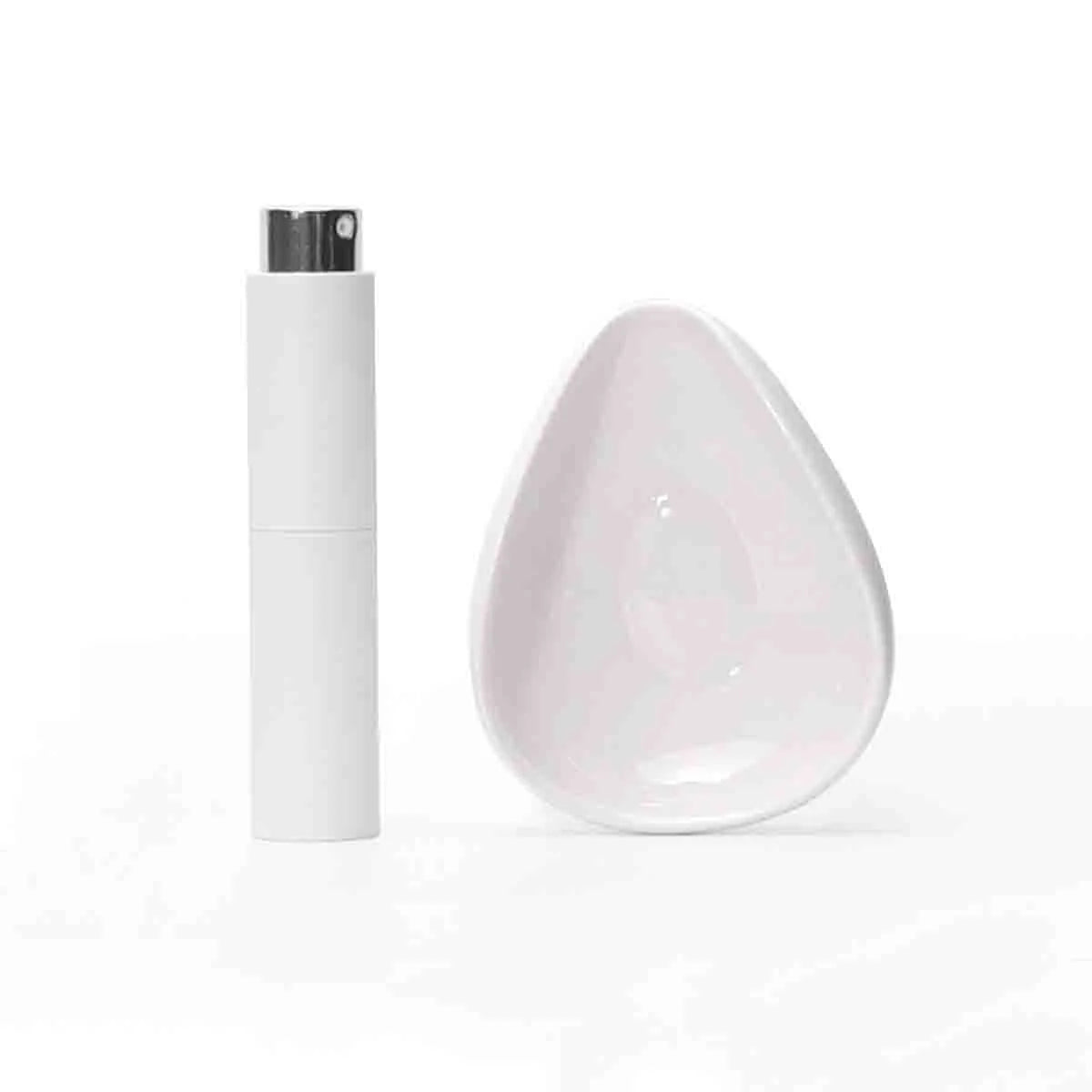 Coffee Bean Dosing Cup and Spray Bottle Kit - Ceramic Tray with Sprayer and Spoon, Perfect for Baristas and Espresso Enthusiasts
